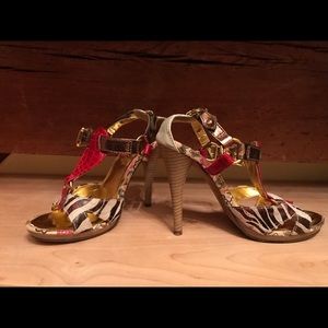 Wild Rose unique sexy heels Size7